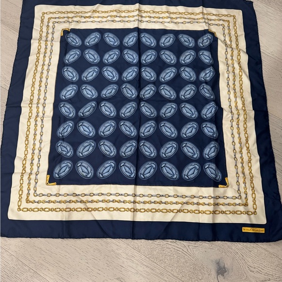 Cartier Blue & Gold Les Must De Cartier Chain Silk Scarf VINTAGE - Picture 5 of 9